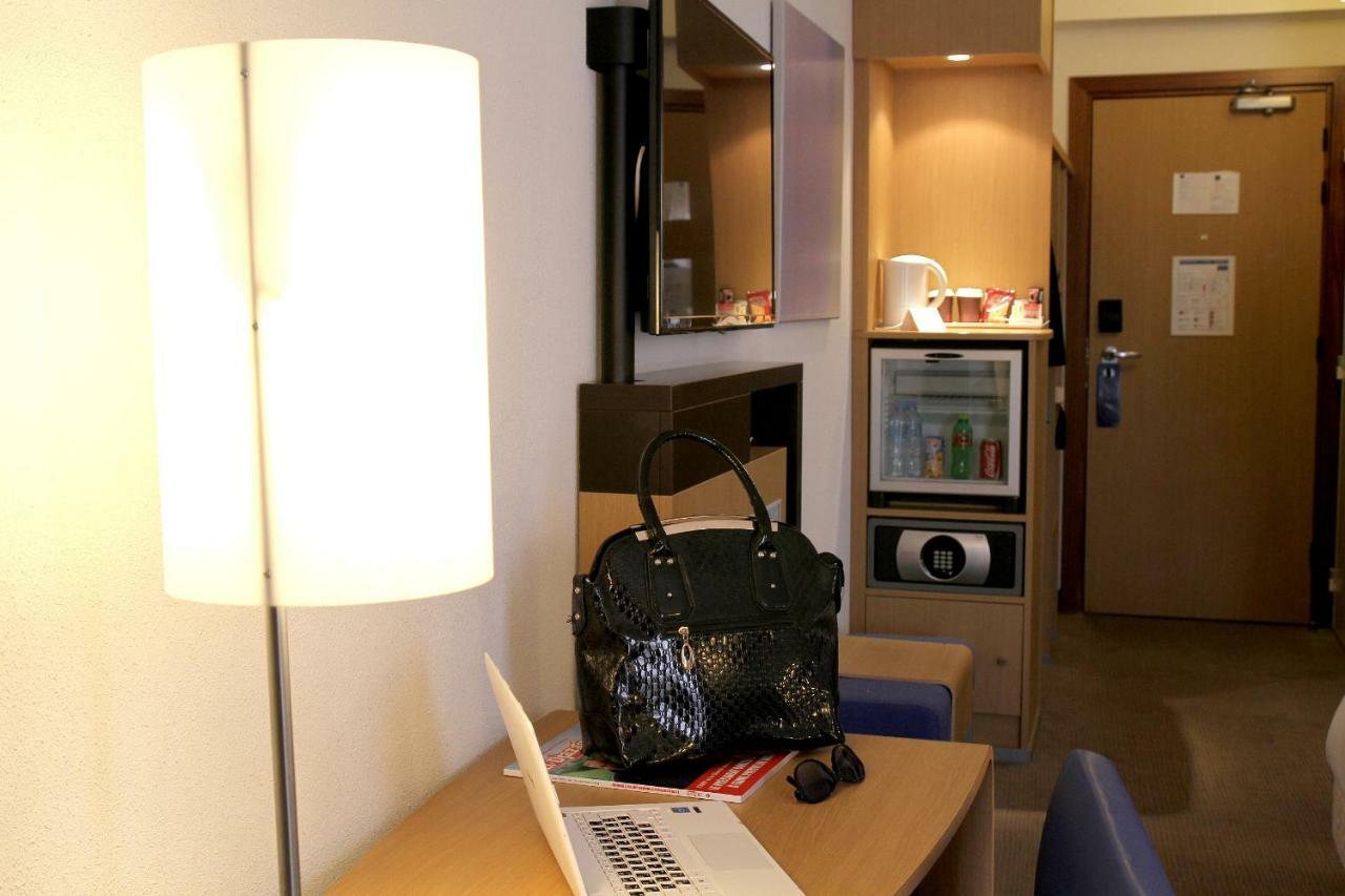 Novotel Konstantyna Zewnętrze zdjęcie